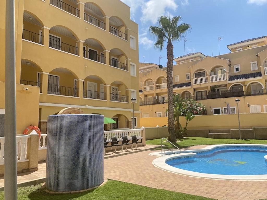 Top Floor Spacious Apartment With Roof Terrace Alicante Eksteriør bilde
