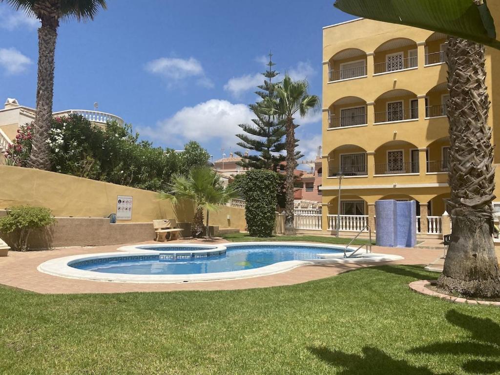Top Floor Spacious Apartment With Roof Terrace Alicante Eksteriør bilde