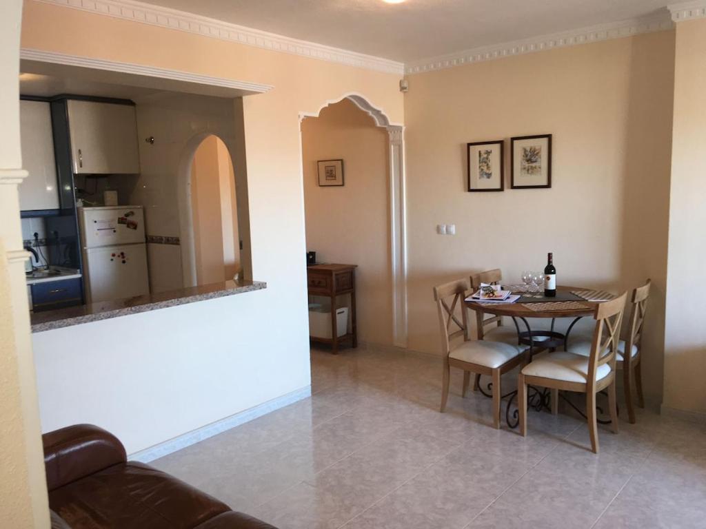 Top Floor Spacious Apartment With Roof Terrace Alicante Eksteriør bilde