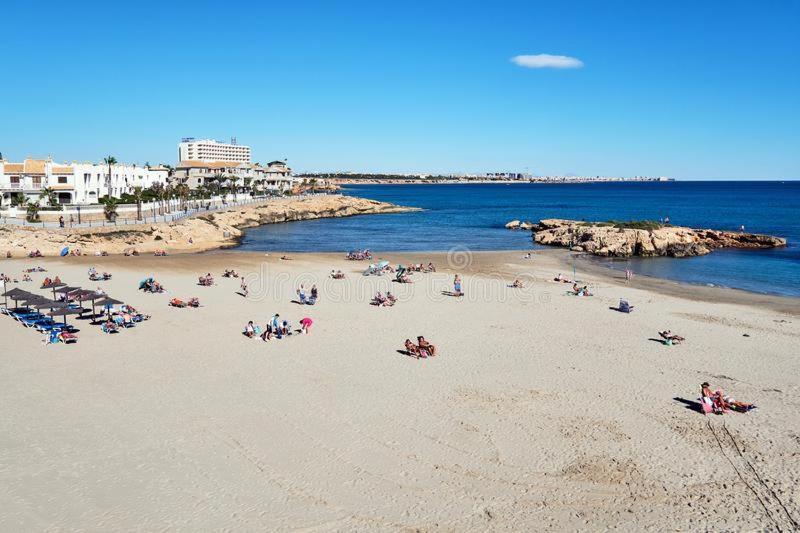 Top Floor Spacious Apartment With Roof Terrace Alicante Eksteriør bilde