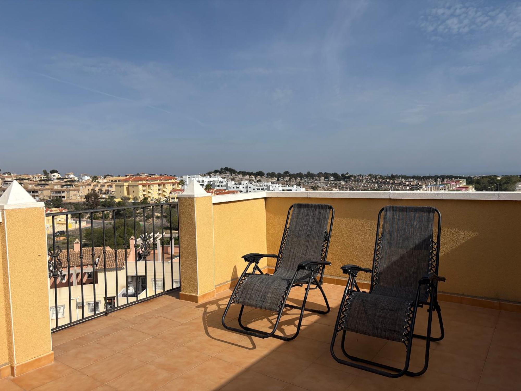 Top Floor Spacious Apartment With Roof Terrace Alicante Eksteriør bilde